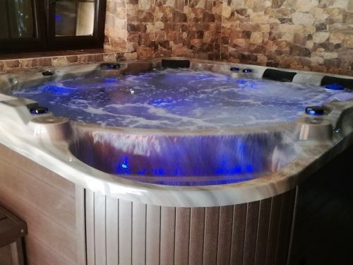 Vířivka s přepadem MEDUZA