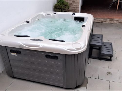 Vířivka pro 2 osoby DIANA Třebíč