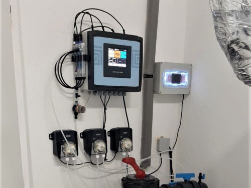 Filtrační nádoba a chemická stanice ASEKO PROFI